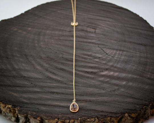 Bow Tie Teardrop Pendant Lariat Necklace