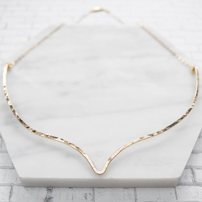 Themy Chevron Necklace